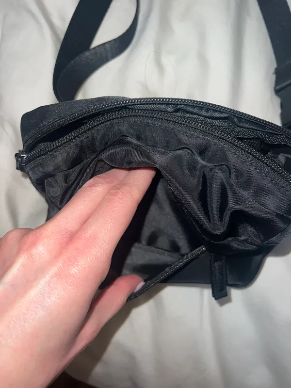 Dicks Sporting Goods Black Belt Bag - Image 3