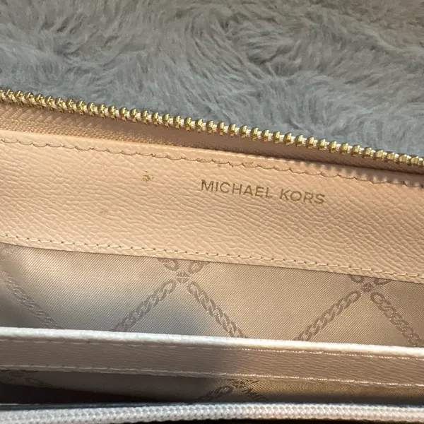 Michael Kors Baby Pink Saffiano Leather Crossbody Bag + Zip Wallet Set - Image 5