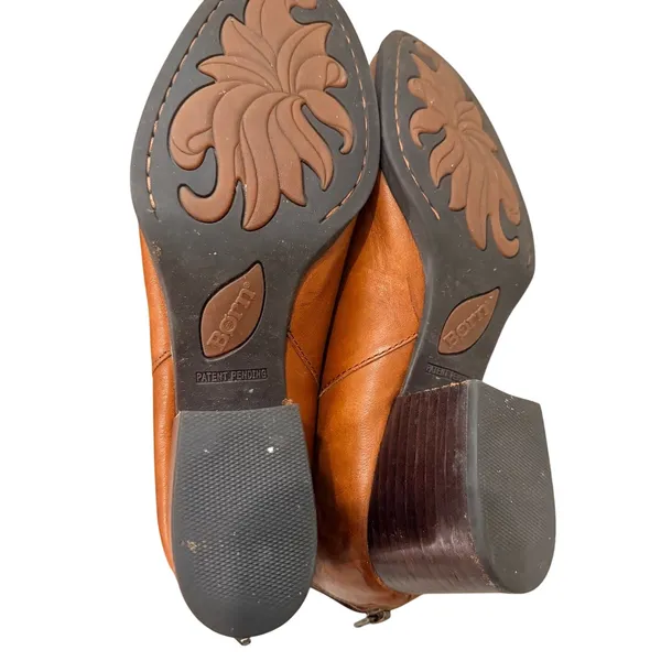 Born kenzy booties brown leather wedge size 9 - Image 4