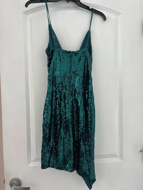 Windsor Sequin Formal Emerald Dress - Image 2