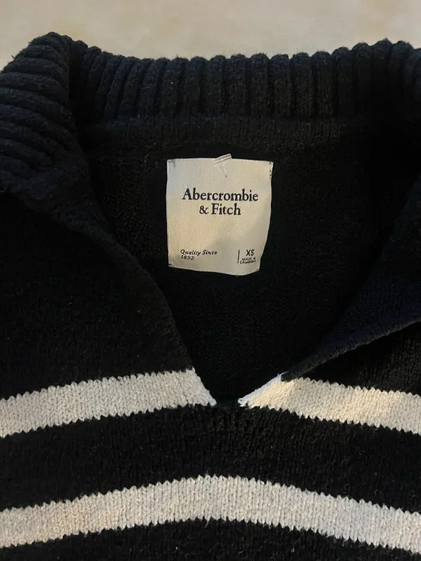 Abercrombie Sweater - Image 2