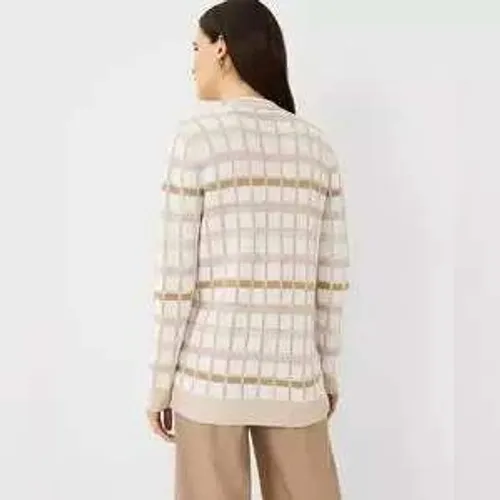 Ann Taylor Plaid Boyfriend Button Front Cardigan in Cream Small - Image 2