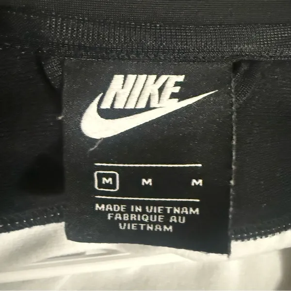 Nike Women's Black and White Bomber Jacket - Image 4