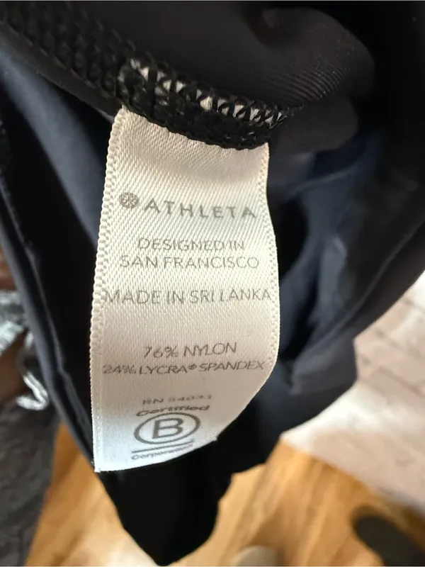 Athleta Women’s Ultimate Stash Pocket Capri, XL - Image 7