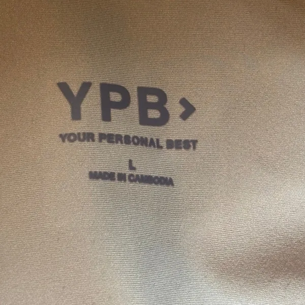 Abercrombie & Fitch YPB NWT 7/8 Legging - size Large - Image 4