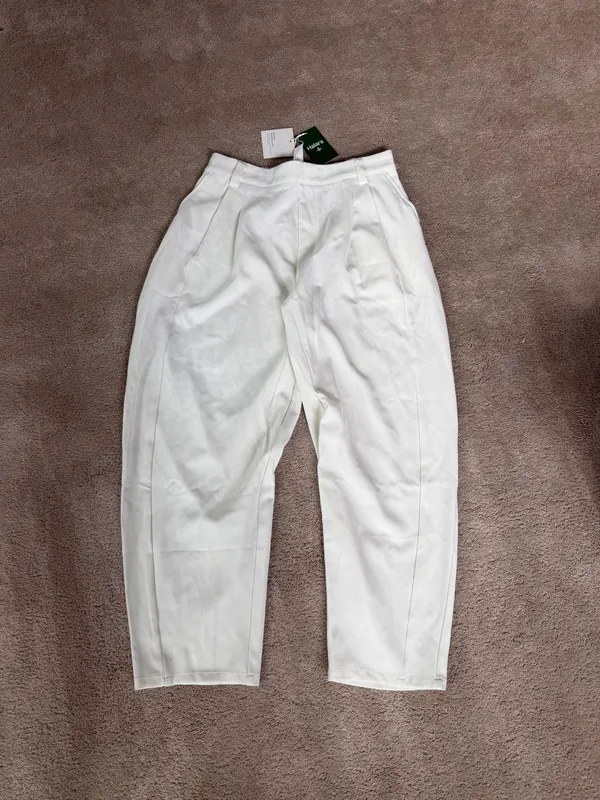 Halara White Pleated Pants – Size M - Image 2