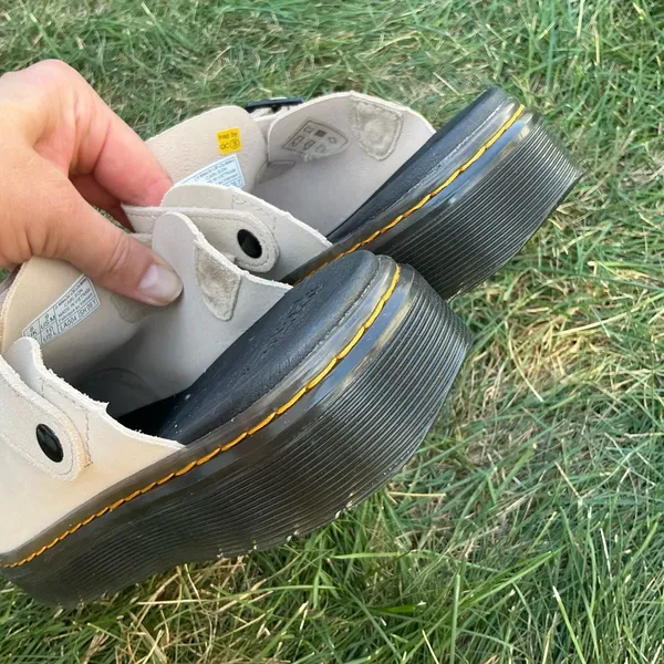 DR. MARTENS clogs 🔥🔥 - Image 12