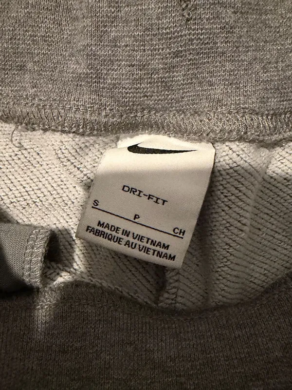 Grey Nike Shorts - Image 4