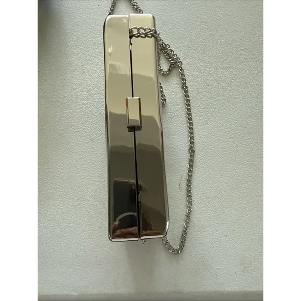 AKIRA Lead The Way Shiny Silver Metal Box Clutch Bag with Chain Strap - Image 7