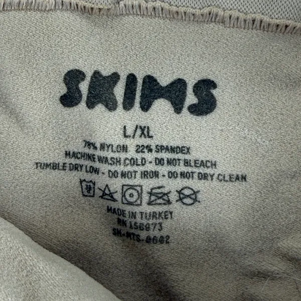 SKIMS Seamless Sculpt Mid‎ Thigh Short Sand Tan Shapewear SN-MTS-0602 L/XL NWOT - Image 2