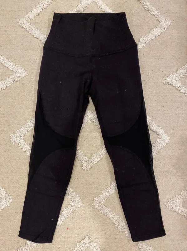 Alo Capri Leggings - Image 3