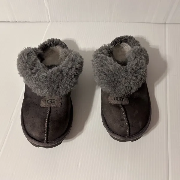 UGG Women's Charcoal Sheepskin Slippers women size 7 - Image 2