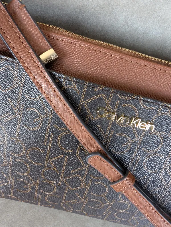 Calvin Klein brown trim monogram canvas gold hardware crossbody bag - Image 2