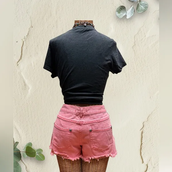 Free People Denim Distressed Cut-offs Raw Frayed Hem Pink Wash Sz 25 - Image 2