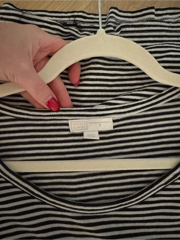 14th and Union Striped Black and White Ruffle Sleeve Top - Image 3