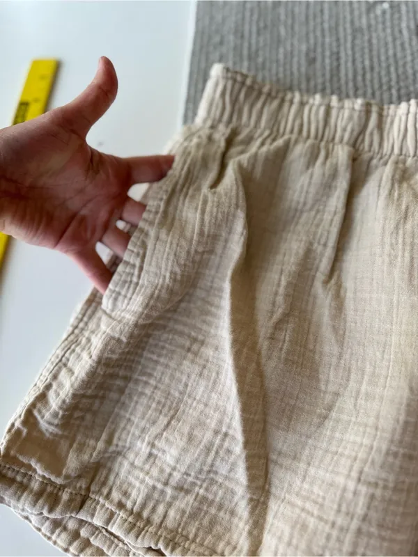 GAP Light Tan Cream Cotton Gauze Elastic Waist Shorts Size Medium - Image 10