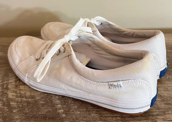 Keds White Canvas Sneakers Tennis Shoes Women’s Size 8.5 DIY Project - Image 4