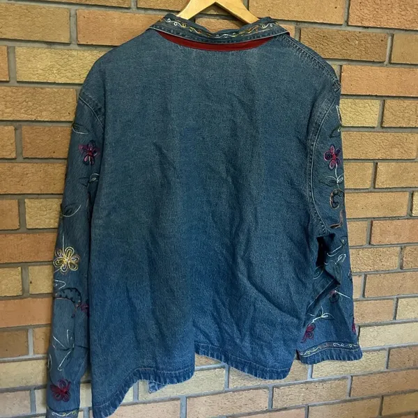Jane Ashley Floral Embroidered Denim Jean Jacket Button Down Shirt Women’s - Image 4