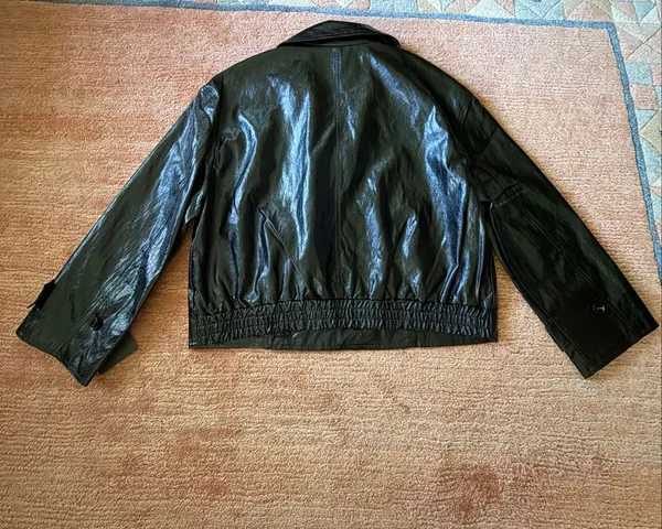 Marc New York Andrew Marc Black Coated Cropped Moto Jacket NWT Shiny M - Image 8