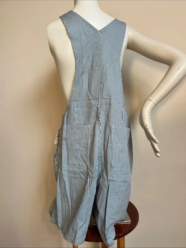 AMI vintage railroad overall Light Blue and White Pinstripe Short Overalls - Image 4