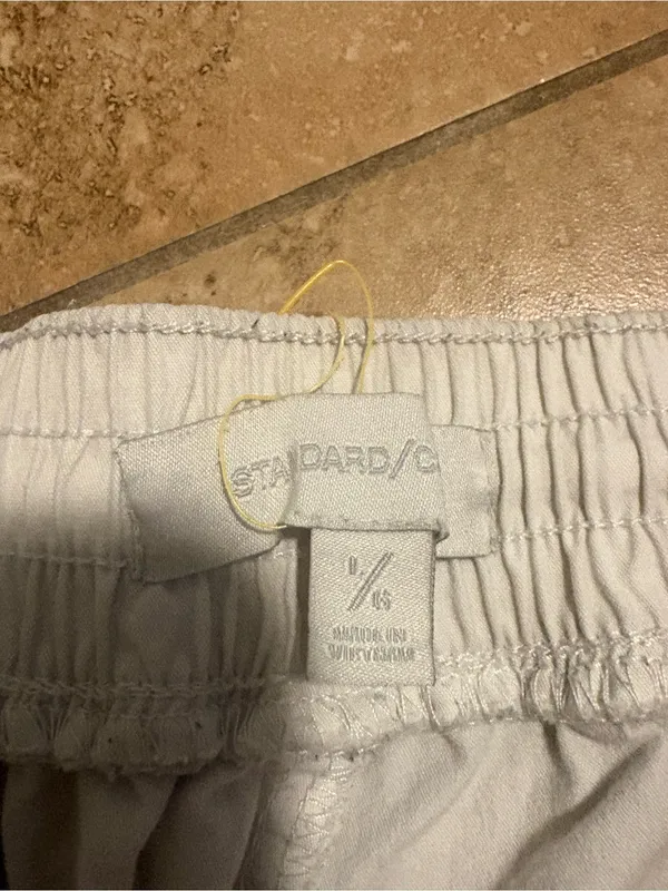Universal Standard White Cargo Shorts - Image 2