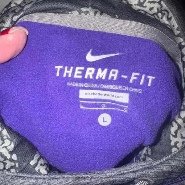Nike Therma fit hoodie - Image 9