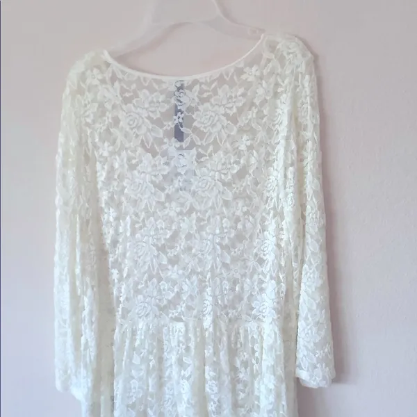 NEW Beautiful LACE NET TOPS XL White from Jessica Simpson, Delicately Beautiful - Image 2
