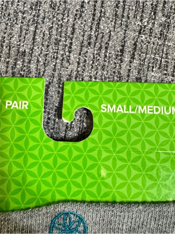 Gaiam Toeless Yoga Socks - Image 5