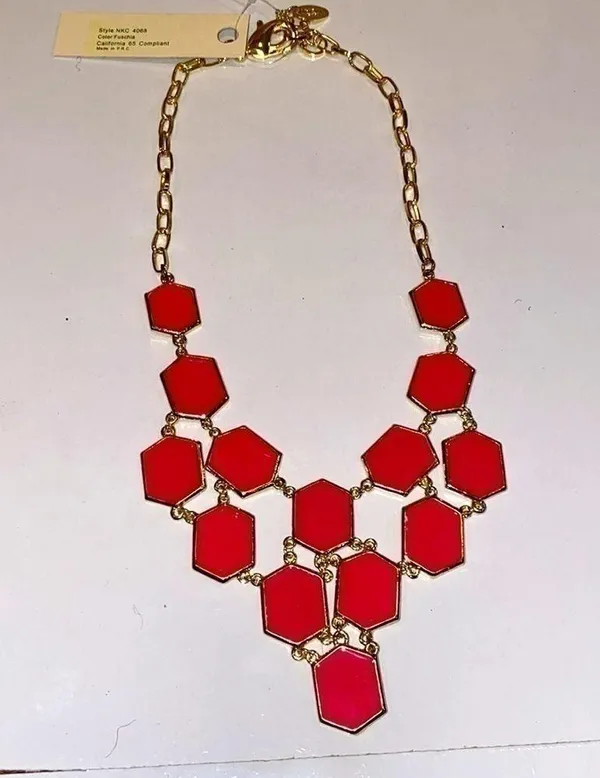 Amrita Singh Fushia Noah’s ark statement necklace. NWT. - Image 2