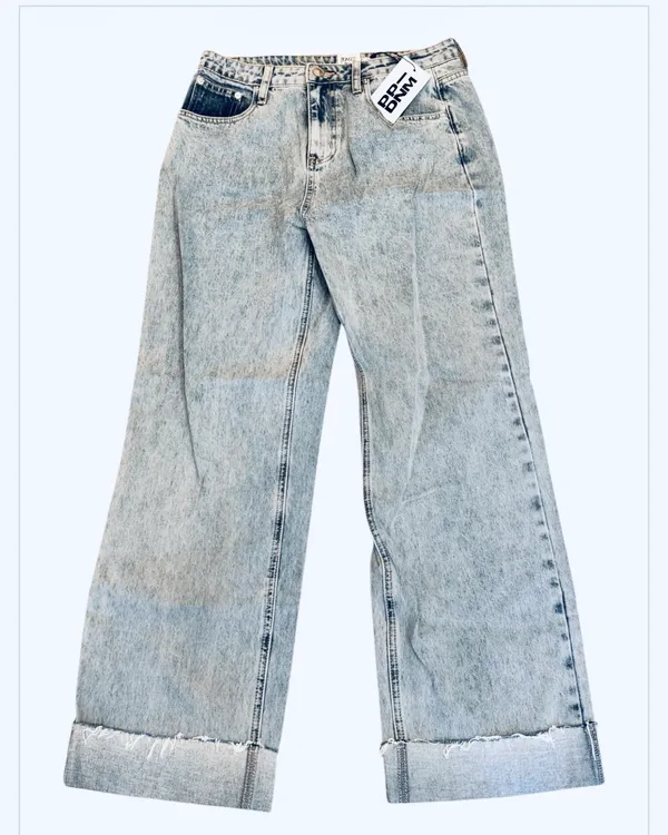NWT Princess Polly Ollie Straight Leg Cuffed Jeans Denim Light Wash 6 High Waist - Image 2