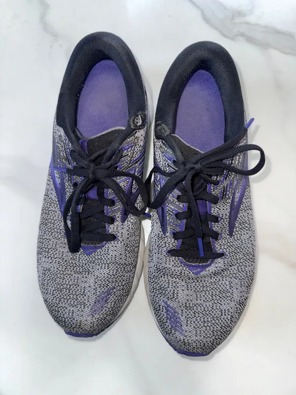 Brooks Gray and Purple Women's Running Shoes - Image 4