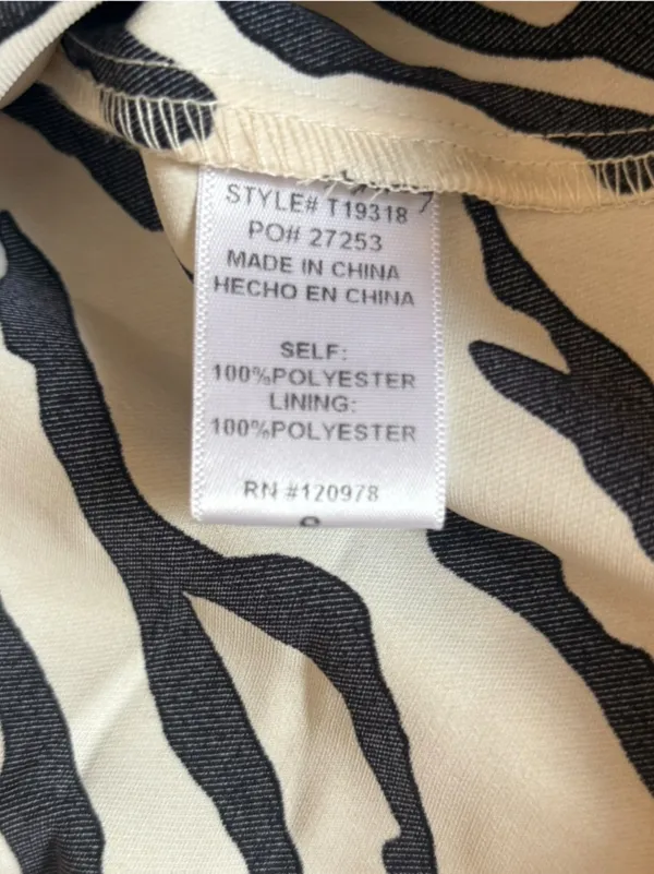 Anthropologie Entro Zebra Print Puff Sleeve Blouse Top Womens Small NEW - Image 9