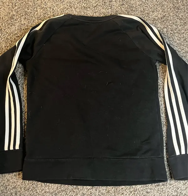 Adidas crewneck - Image 5