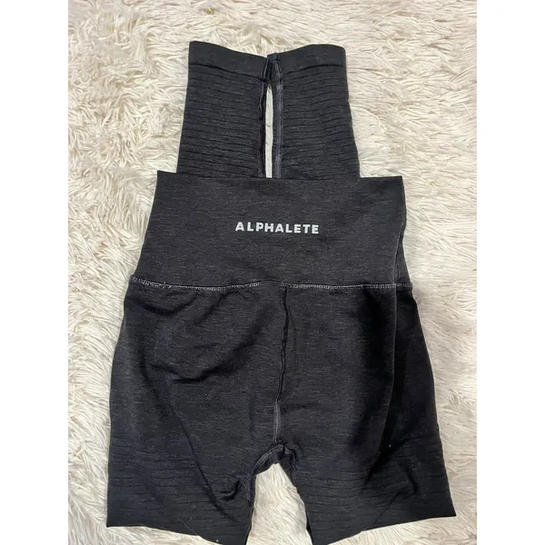 Alphalete Sports Leggings Size S Butt Scrunch Seamless Front Seam Dark Gray - Image 10