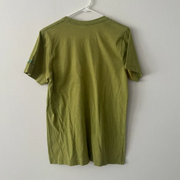 Bella+Canvas Caltech Green T-Shirt Size Medium - Image 9