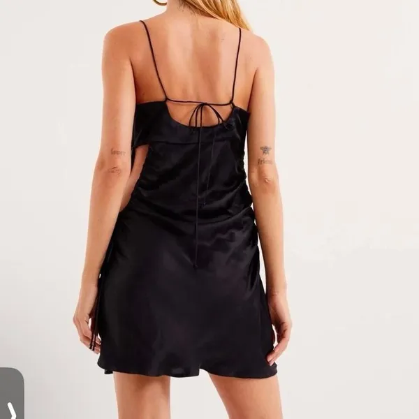 NWT for love and lemons black KYRA mini dress, cutout details, size Xs - Image 3