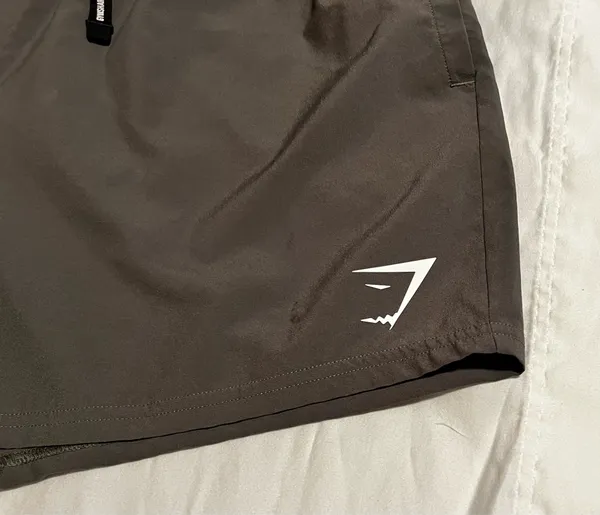 Womens medium Gymshark Arrival Lightweight Athletic Shorts-core olive - Image 3