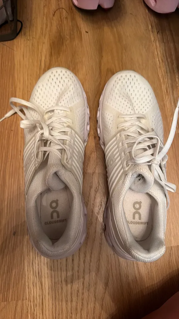 On Cloud Running Shoes - Image 2