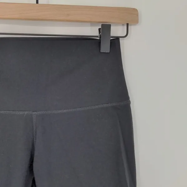 Everlane Women's The Perform Bike Short Size Extra Small Black Lightweight‎ - Image 4