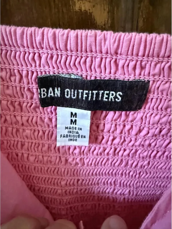 Urban Outfitters Women's Pink Crop-top - Image 2