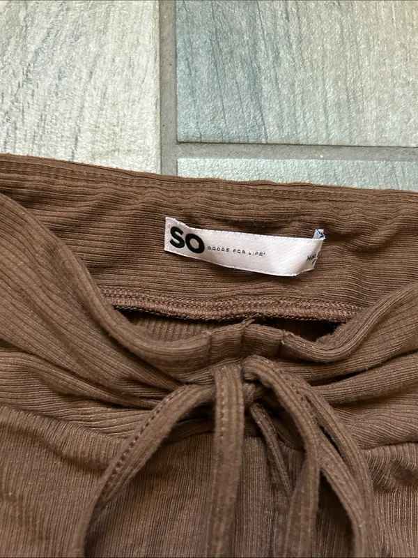 SO Women's Brown Flare Drawstring Pants - Image 3