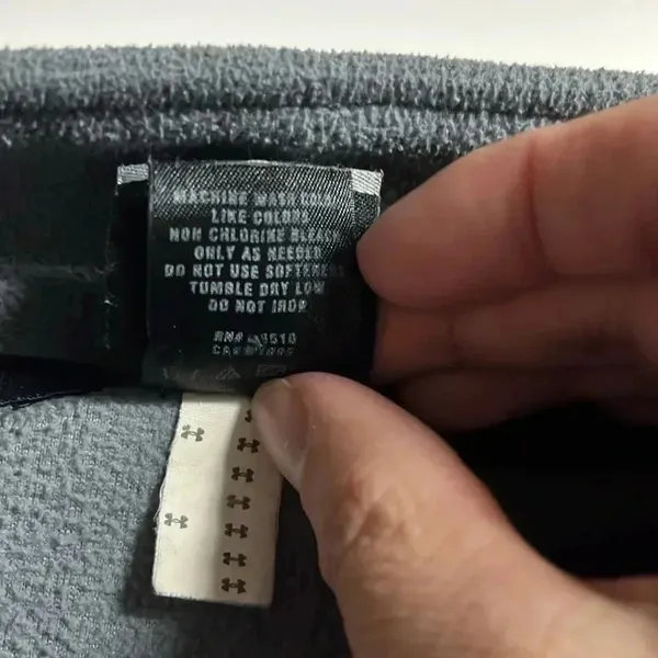 Imperfect 2011 Under Armour fleece medium large half zip lightweight fleece grey - Image 14