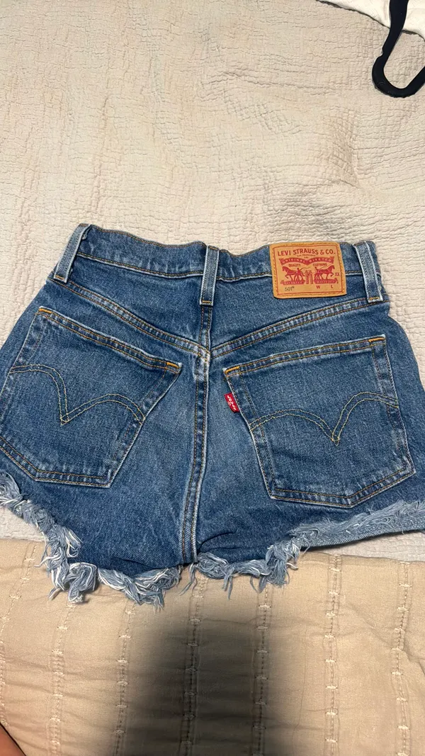 Levi’s Shorts Denim - Image 2