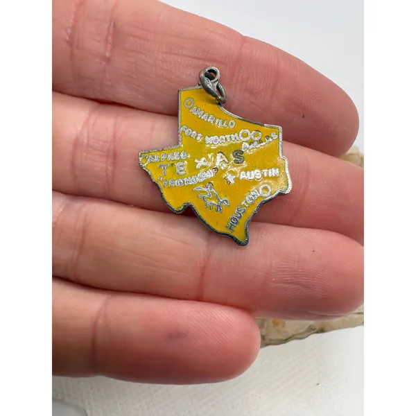 Vintage Texas State Map Charm Yellow Enamel Silver Tone Japan Souvenir 3.8g - Image 4