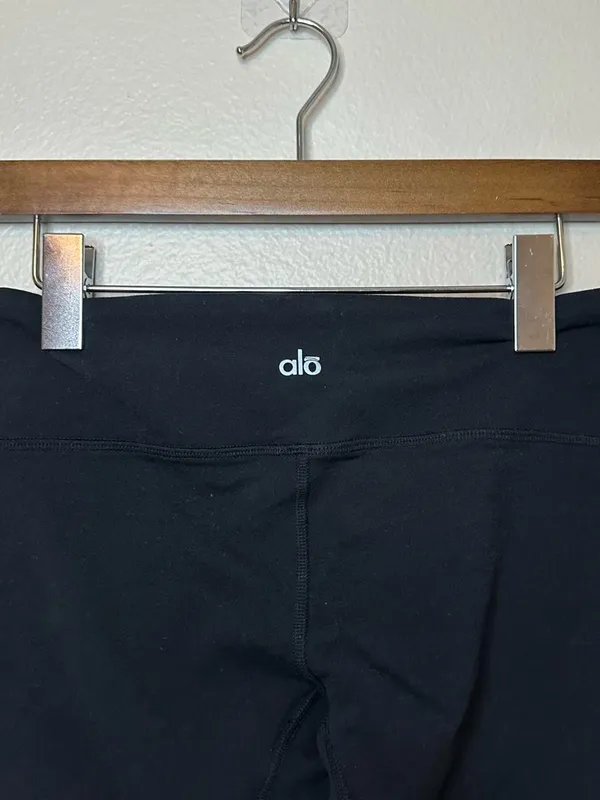 Alo yoga Pilates mesh leggings black quietluxury trendy influencer casual medium - Image 7