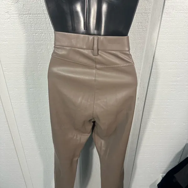 Zara Women’s Tan Skinny Faux Leather Pants Size Medium NWOT - Image 8