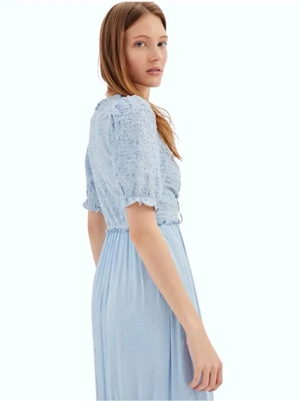 Urban Outfitters Gauzy Blue V-Neck Boho Cottagecore Midi Dress Size Medium - Image 3