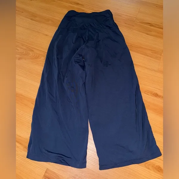 Amazon Leggings!! - Image 2