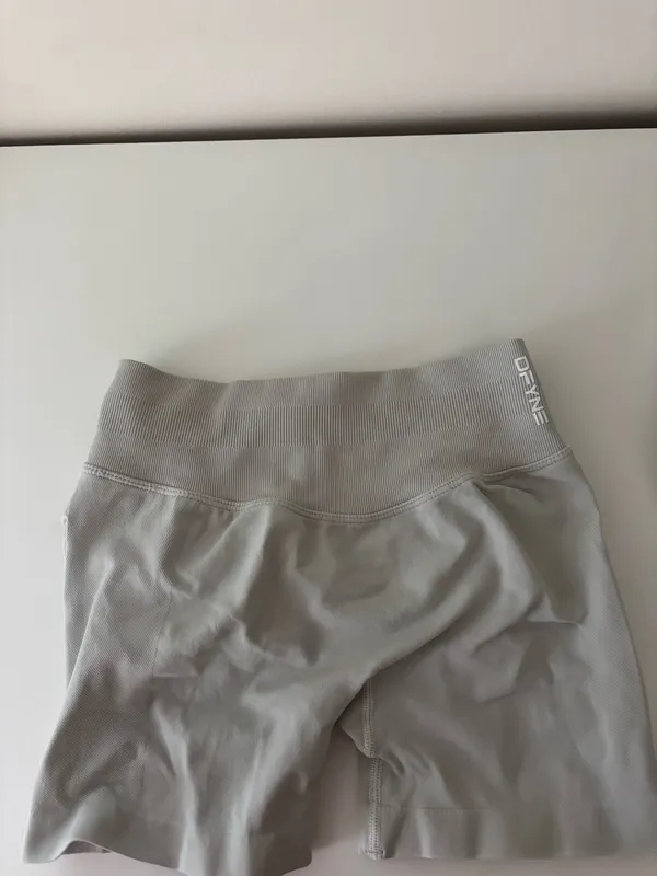 Define light gray gym set Size XS - Image 4