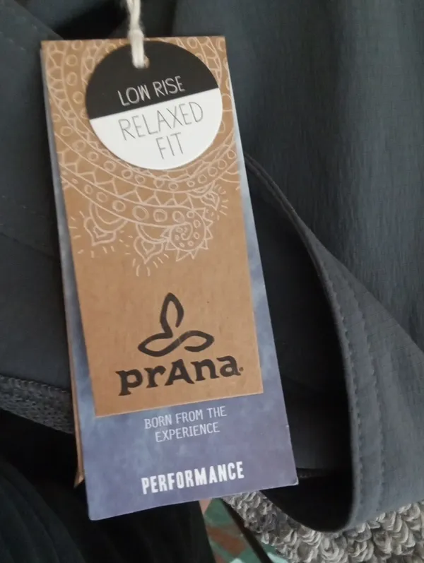 Prana Jasmine Knicker Low Rise Relaxed Fit Hiking Outdoors Cropped Pants - Image 6